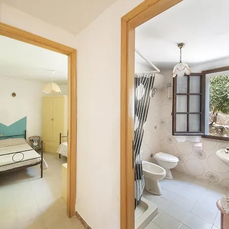 Casa Bouganville Apartment Magomadas